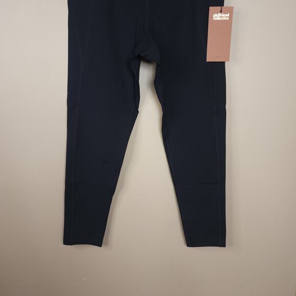 Girlfriend Collective Compressive High-Rise Legging in Black Size M - Picture 2 of 8